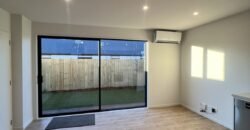 Modern 2 bedrooms Townhouse in Addington