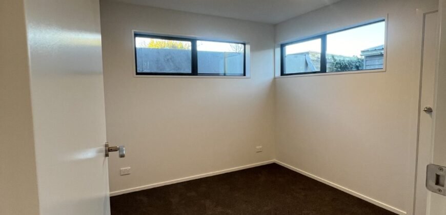 Modern 2 bedrooms Townhouse in Addington